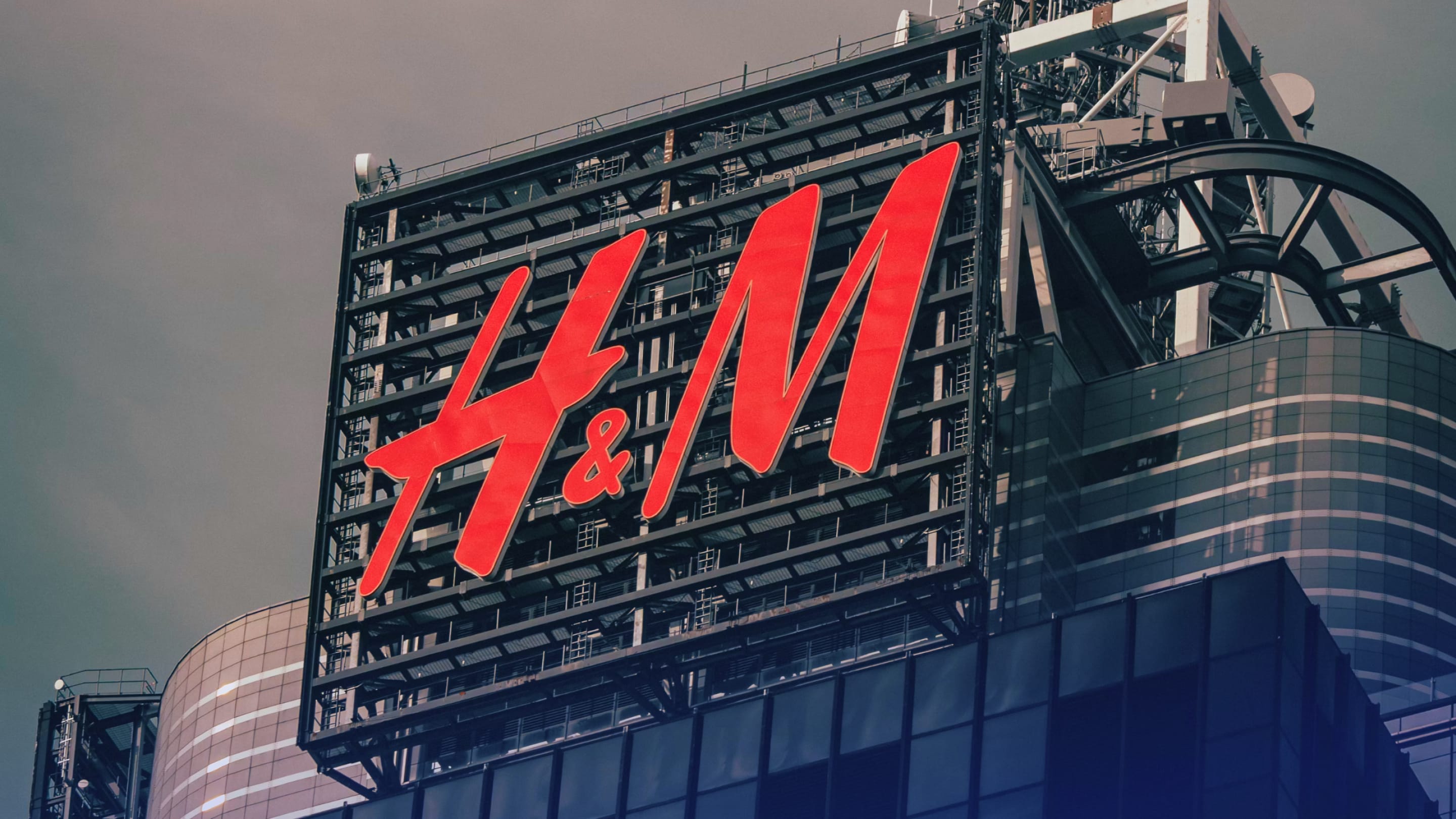 Why brand trust beats technology in the AI era - H&M
